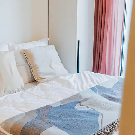 Apartment Prazdninova Rezidence - 2 Loznice, 2 Terasy, 90m2