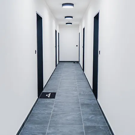 Prazdninova Rezidence - 2 Loznice, 2 Terasy, 90m2 Apartment *